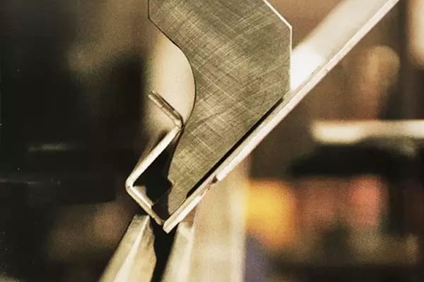 metal bending 600x400